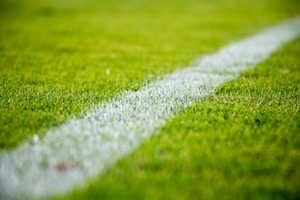 曼城 2-1 阿森纳 英超争冠 足球比分