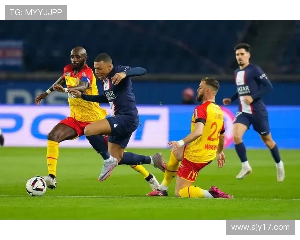 巴黎圣日耳曼迎战劲敌巅峰对决燃爆绿茵荣耀之战即将上演