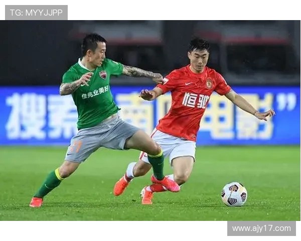 广州足球队与深圳足球队赛后技术分析与战术总结